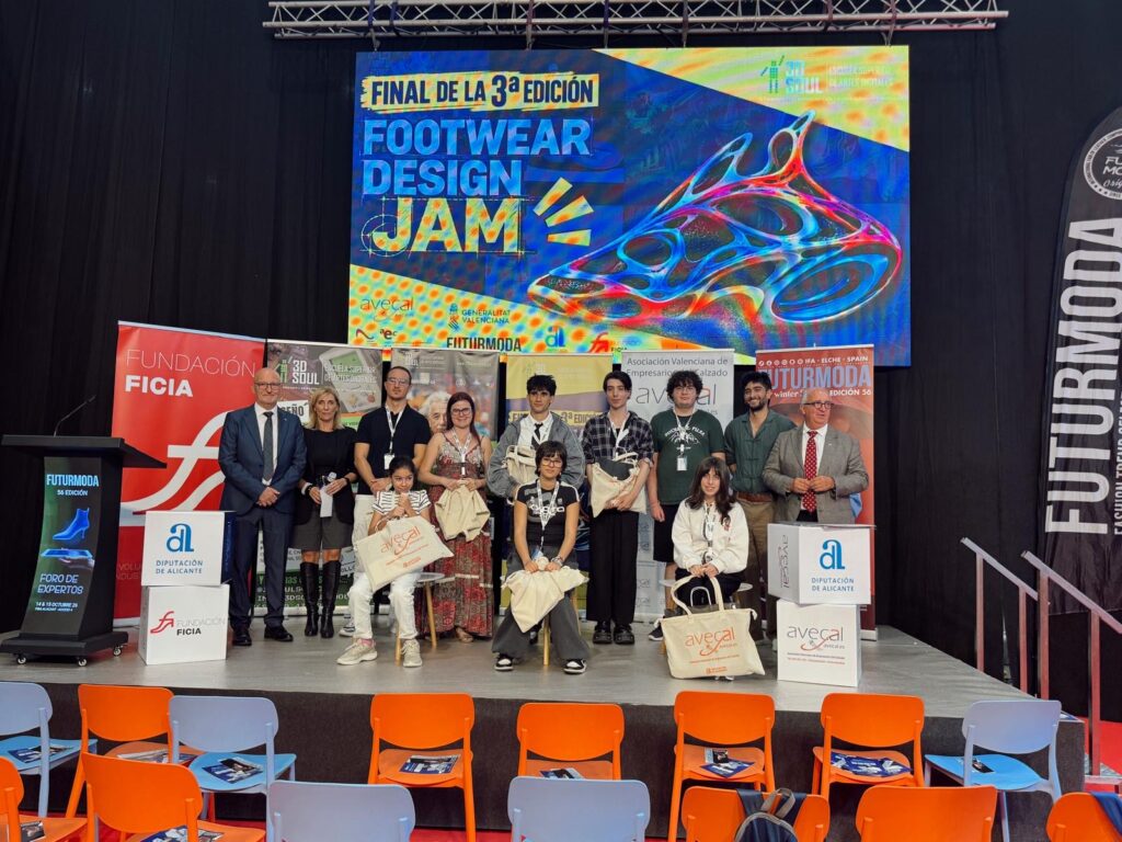 AVECAL impulsa la innovación y el talento joven del calzado en FUTURMODA