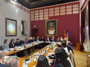 Elche acoge la primera Mesa del Calzado para elaborar un Plan de Choque que proteja el empleo