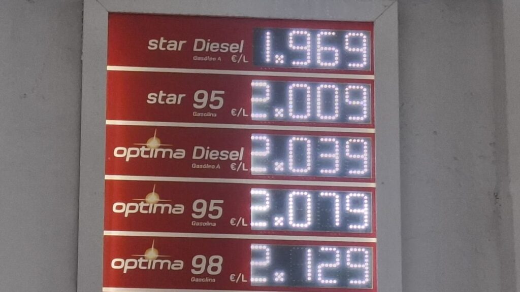 Los ilicitanos, al límite por el precio de la gasolina: España se prepara para un nuevo golpe al bolsillo