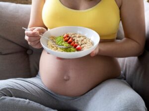 Un estudio de la UMH identifica los factores sociales y de estilo de vida asociados a la alimentación durante el embarazo