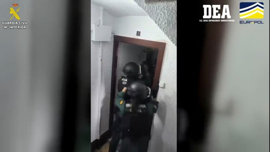La Guardia Civil desarticula una red de tráfico de cocaína con 20 detenidos y un arresto en Elche