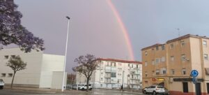 Elche mantiene las clases este viernes pese al aviso naranja por lluvias y tormentas