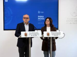 Elche suspende las licencias para convertir locales comerciales en viviendas en varias calles de la ciudad