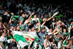 El Elche CF bate su récord histórico tras superar los 26.000 abonados