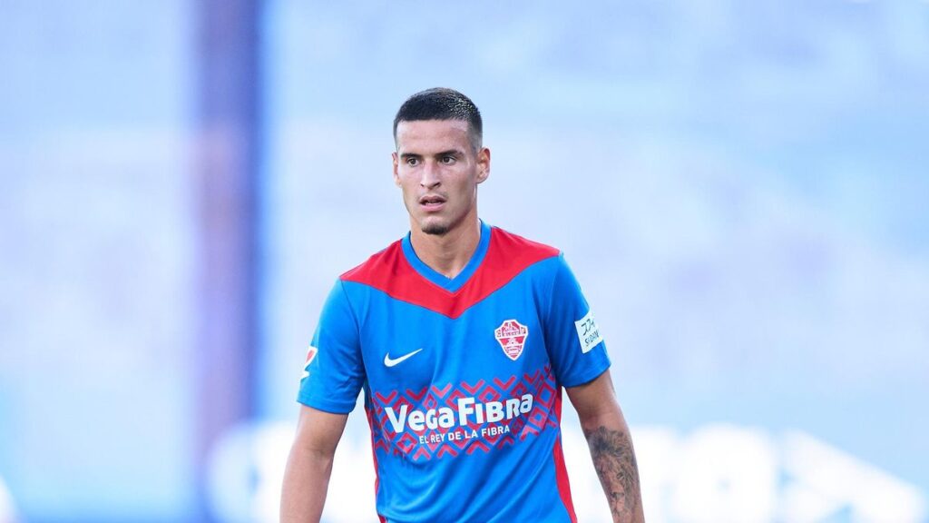 Matía Barzic buscará minutos en la Cultural Leonesa tras su cesión por parte del Elche CF
