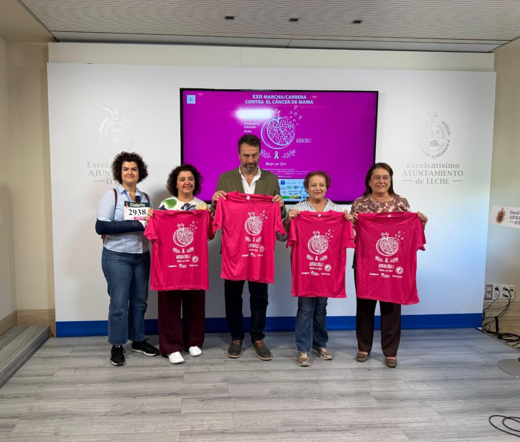 Elche espera reunir a más de 9.000 personas en la XXI Carrera y Marcha contra el Cáncer de Mama de AMACMEC