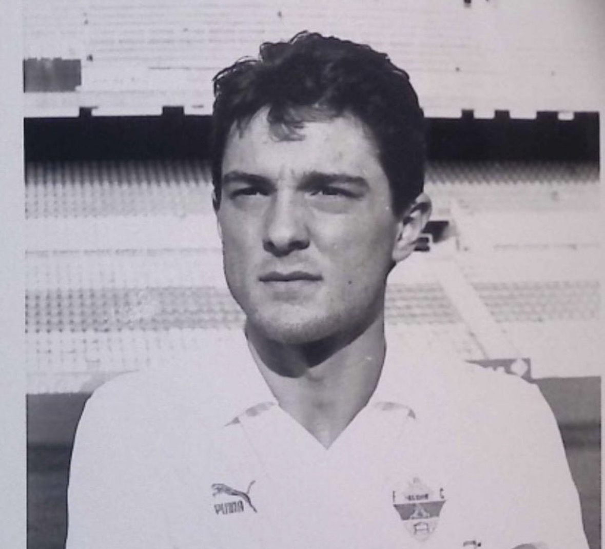 Puche II: «Debutar en Primera con 16 años es un recuerdo imborrable, en el Elche me formé como futbolista y guardo un sentimiento de nostalgia especial”