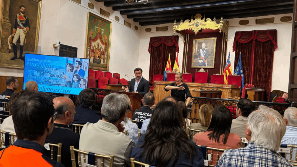 Elche reúne en una nueva plataforma las claves para actuar ante incendios, inundaciones y otras emergencias