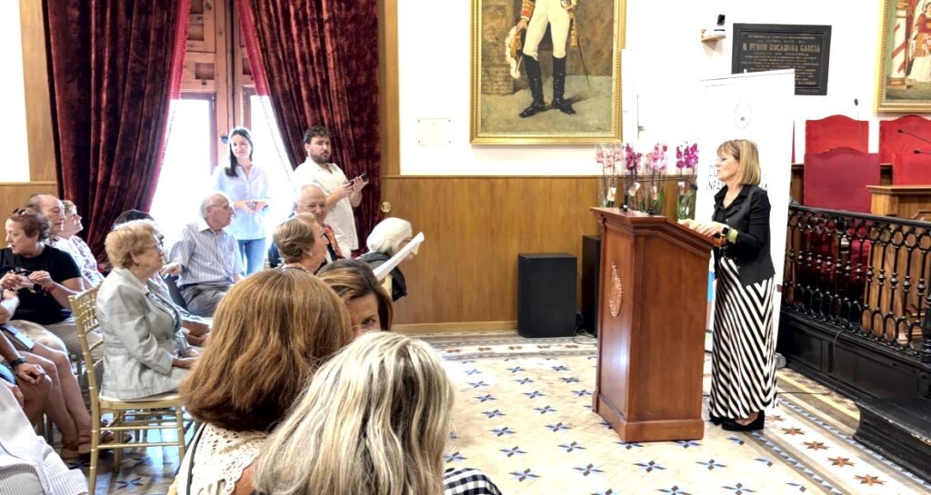 Elche reivindica una mayor inclusión digital para las personas mayores