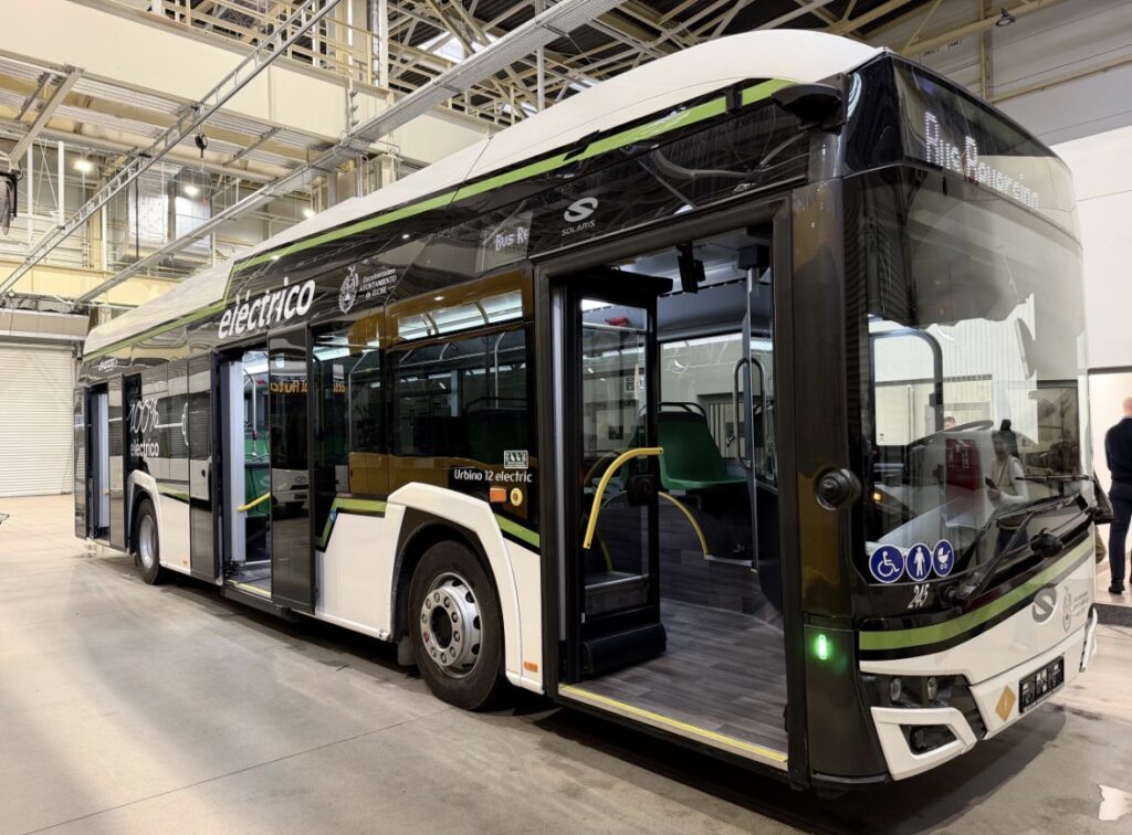 Elche incorporará cuatro nuevos autobuses eléctricos por más de dos millones de euros