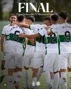 El Elche Ilicitano consigue su primera victoria en 2ª RFEF remontando al Badalona