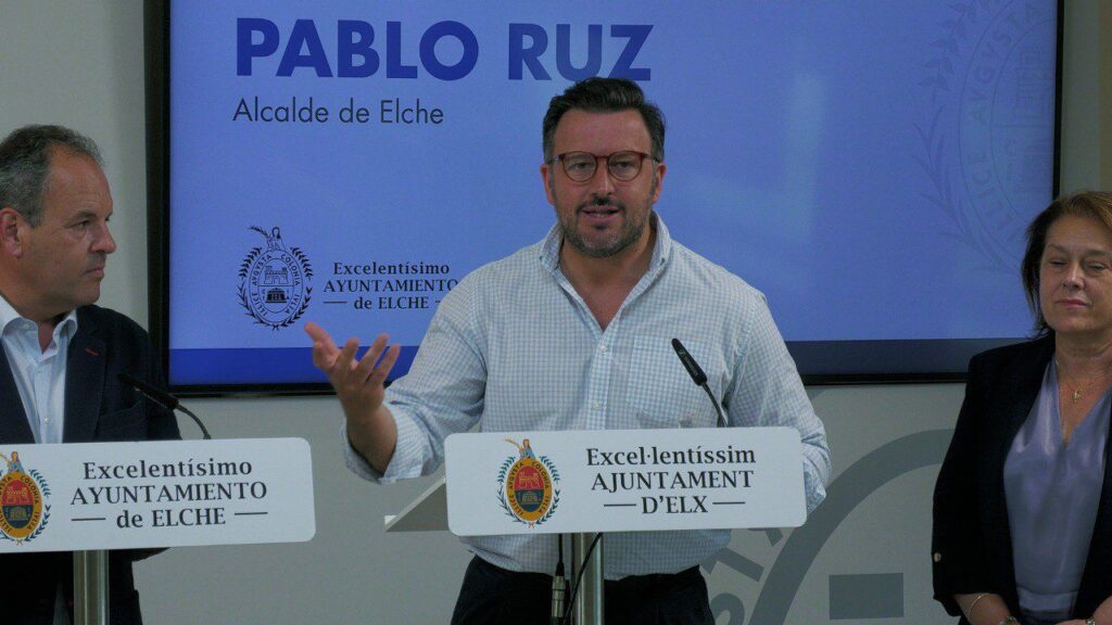 Ruz afirma que la AEPD ha admitido su denuncia contra el PSPV