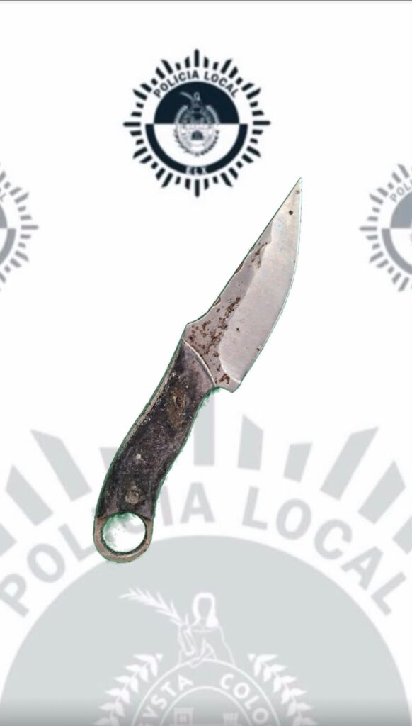 La Policía Local de Elche retira un cuchillo hallado en un baño portátil