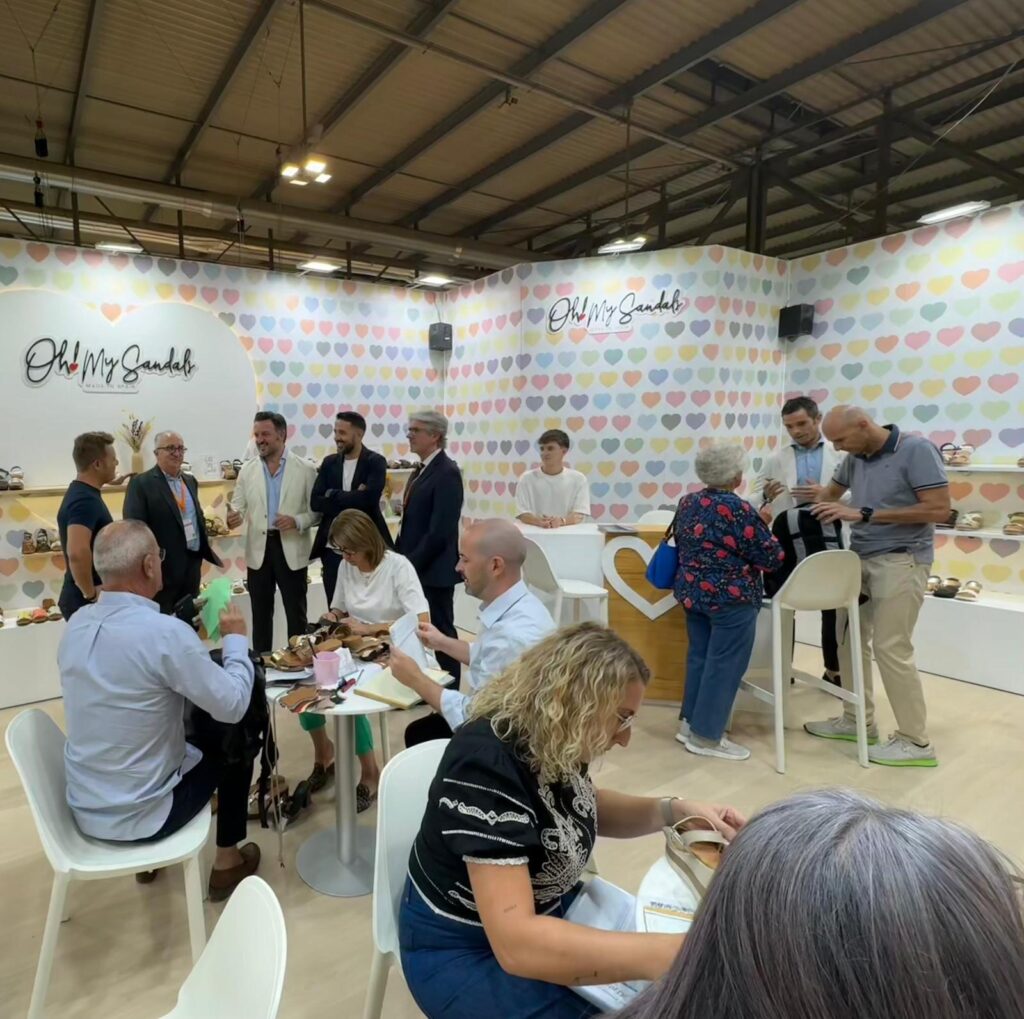 Las empresas de calzado de Elche cierran su participación en la 100ª MICAM con sensaciones positivas, pero preocupadas por el futuro del sector