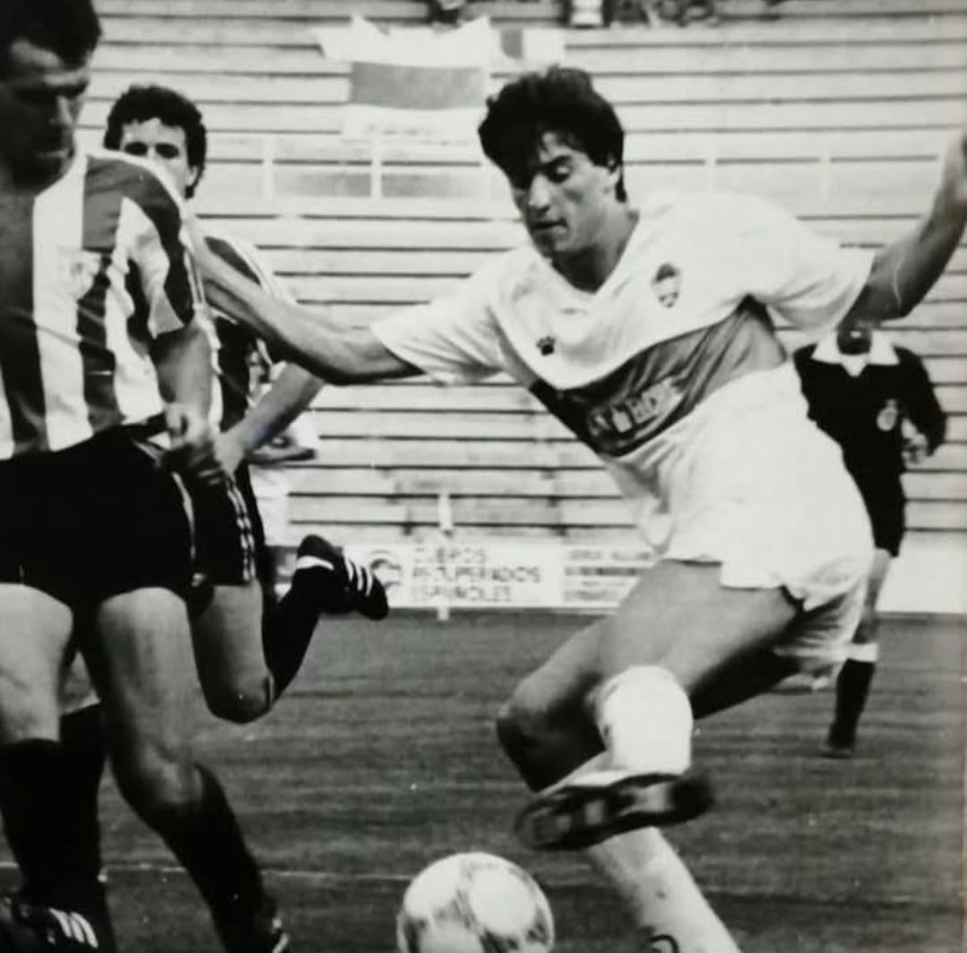 Miguel Mateo: “Mi etapa en el Elche fue corta pero especial, es el equipo de mi casa y es un orgullo haber vestido sus colores”