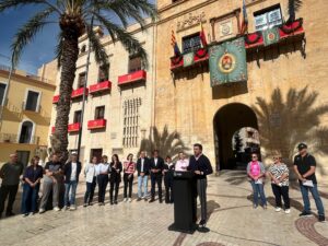Elche reivindica una sanidad pública equitativa y más recursos para la detección precoz del cáncer de mama