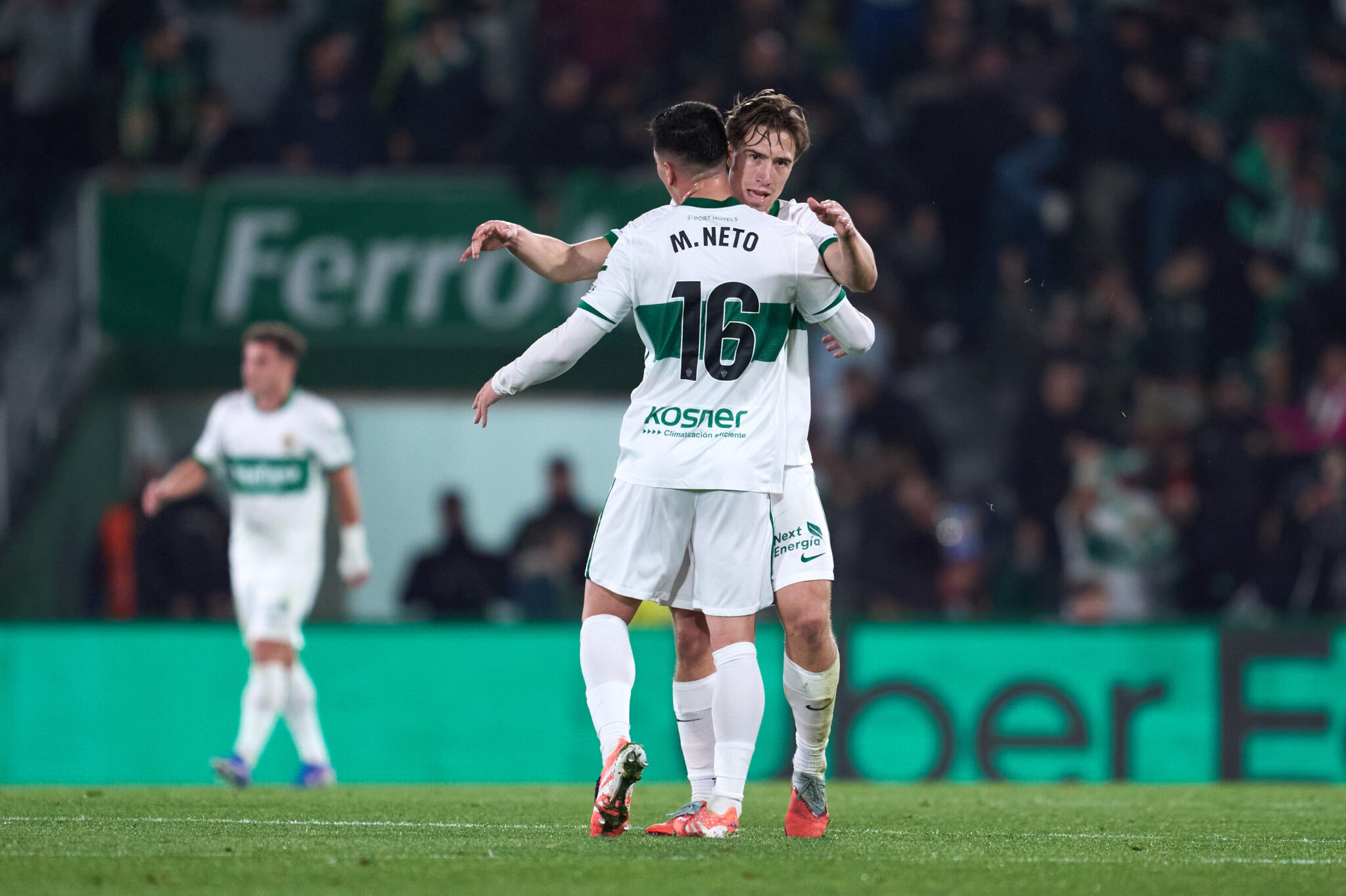 El Elche CF lanza su campaña de abonos para el regreso a Primera ...