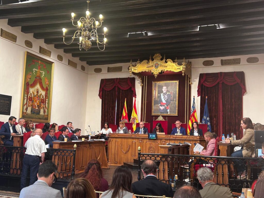 El Pleno de Elche aprueba la Cuenta General de 2025 con un resultado positivo de 15,5 millones