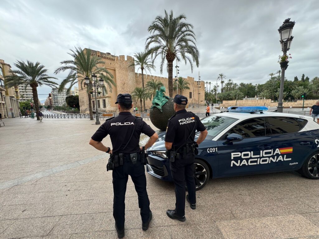 Cinco jóvenes arrestados tras una agresión viral en Elche durante las fiestas patronales